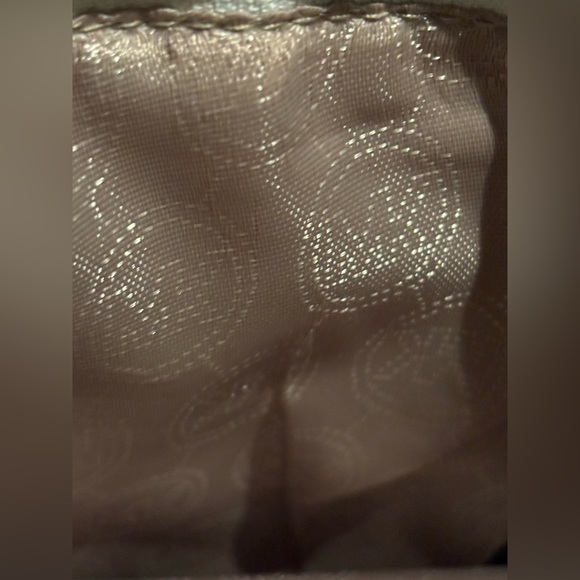 MICHAEL KORS SIDE CROSSBODY BAG MONOGRAM PRINT WITH GOLD TONE HARDWARE MINT COND - Picture 8 of 8